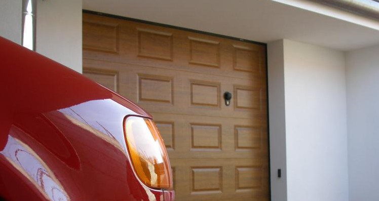 Winch, porte per garage certificate a Ecocasa Energy